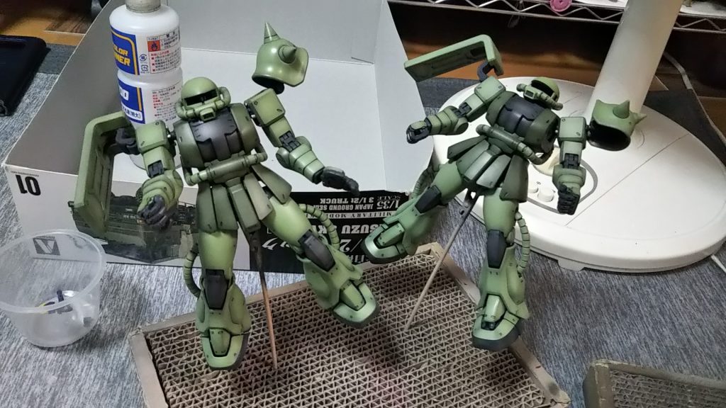 つや消しらっら吹いて放置💦