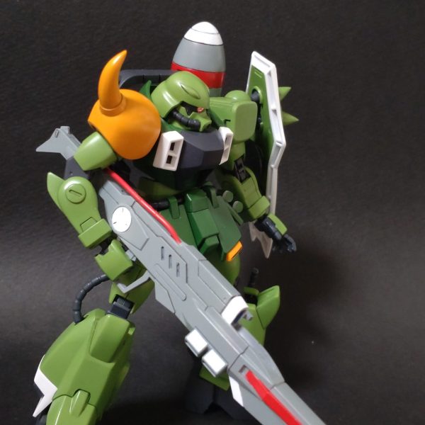 MG ガナー ザク ウォーリア　ルナマリア　ホーク　専用機　エアブラシ全塗装 ガナーザクウォーリア (ルナマリア・ホーク専用機) (MG