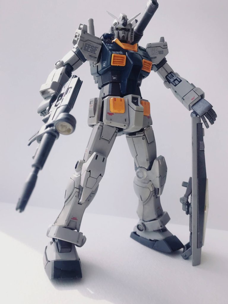 全体像。本体は全くの無改造です。スミ入れだけでリアルグレード風に仕上がるのがTHE ORIGINシリーズの好きなところ。