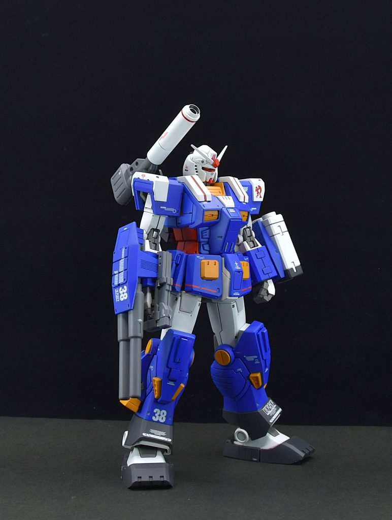 各部のデカールはGFFを参考に貼り付けました。デカール貼り付け後クリアコート→研ぎ出しを行い段差を消してあります。 