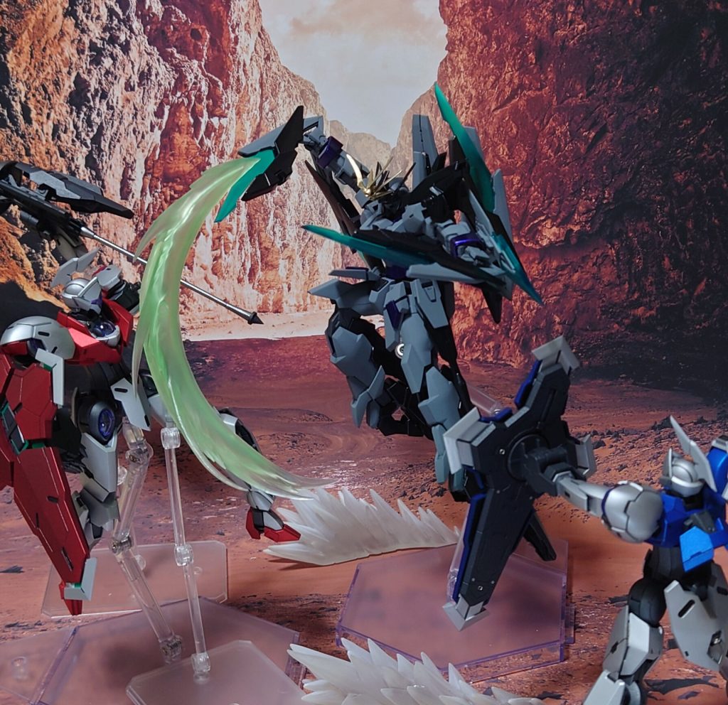 “アンチドート程度で僕を止められるとは、思わないでいただこう”Fファンネルは、飛ばすだけが使い道ではない。