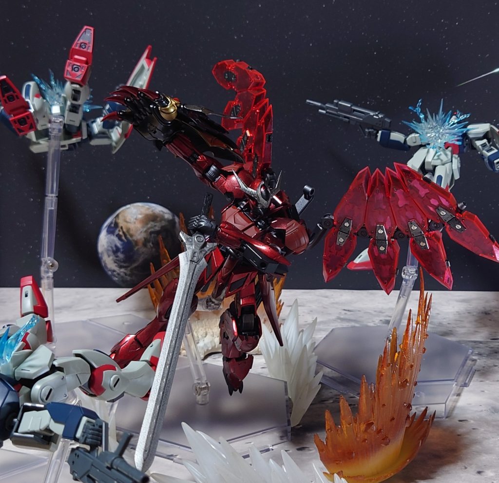 その掌は、ただ振るうだけで暴風を起こす。