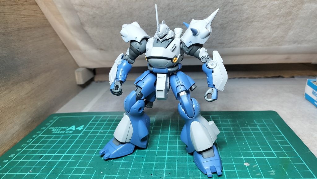 なかなかなマッスル感が出た様に思えます。これ以上は私的に盛り過ぎに思えるので「丁度いい」です。追加パーツはコトブキヤのダクトノズルとマイナスモールドビルダーズパーツのバーニアとサイレントレンズです。