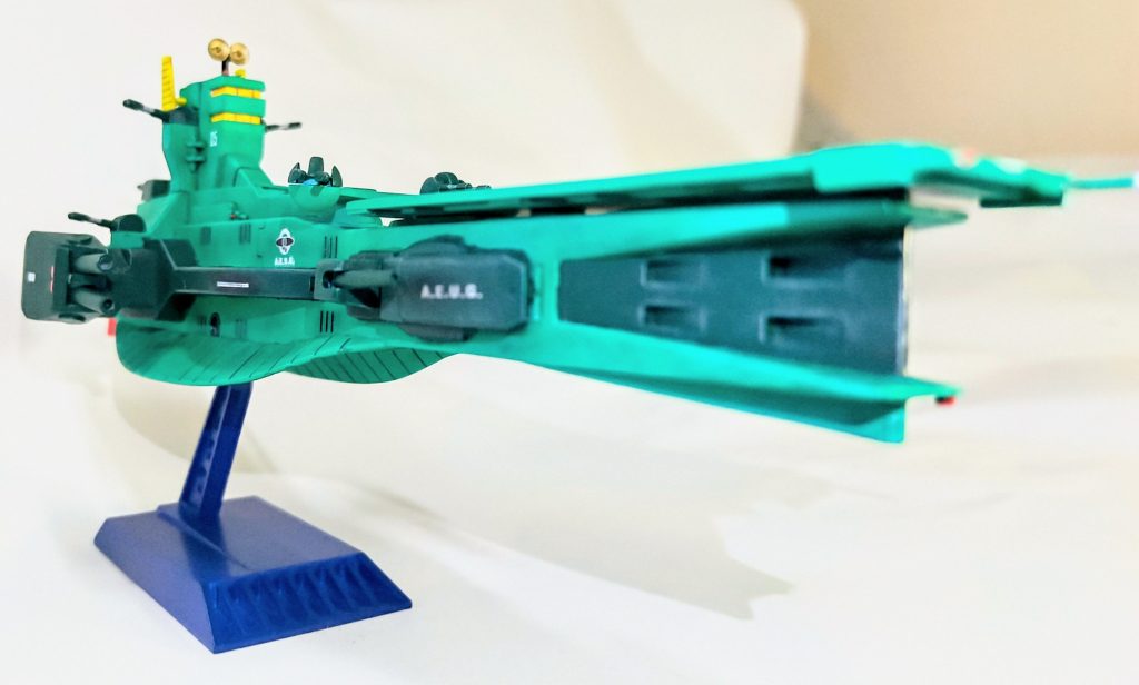 稚拙ながら汚しも入れました。宇宙仕様でも放射線洗浄とかしてるうちに汚れは付くのではと思ったので…。