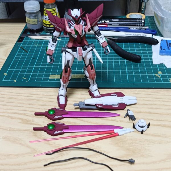 ま〜た我慢できずに組んじまった(gundam-kao5)案の定ちょいちょいカスレたりしたんで、これ以上の被害を防ぐためもうひと踏ん張り我慢です。(gundam-kao9)