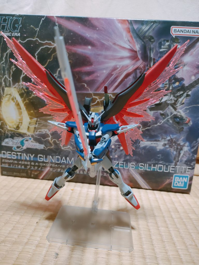 アロンダイトビームソード、ブラックナイトスコードにトドメをさしたシーンも好きなんですけど個人的にはこのポーズが1番好きですね 