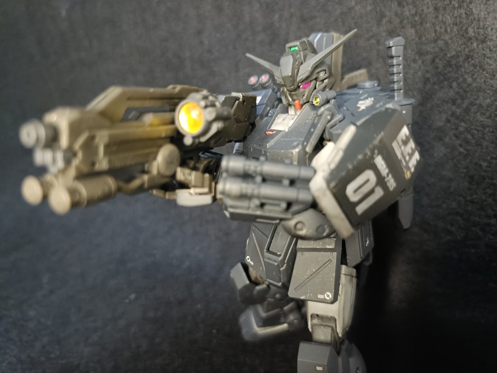 バストアップ。ガンダムヘッドは水星ちゃんのです。隊長機らしくガンダムヘッド、ミキシングということでｗ４コマ仕立て、続編作ってみました。最後までご覧いただきありがとうございました。