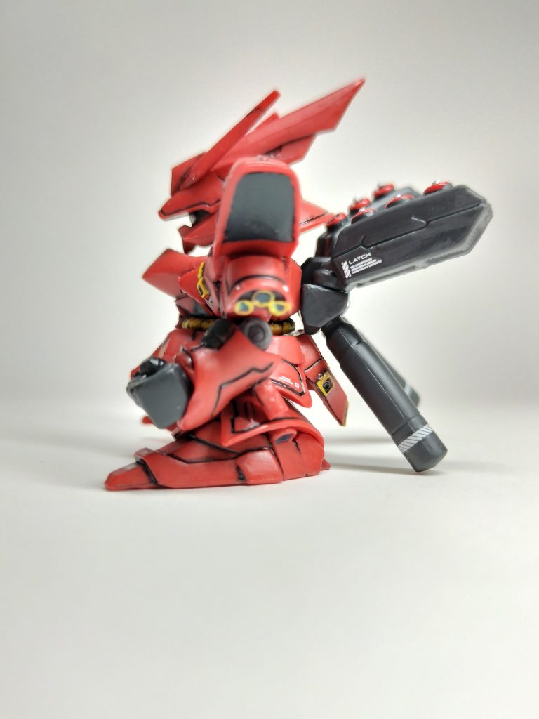 側面から。バックパックの仕上がりが気に入ってますundam-kao3)