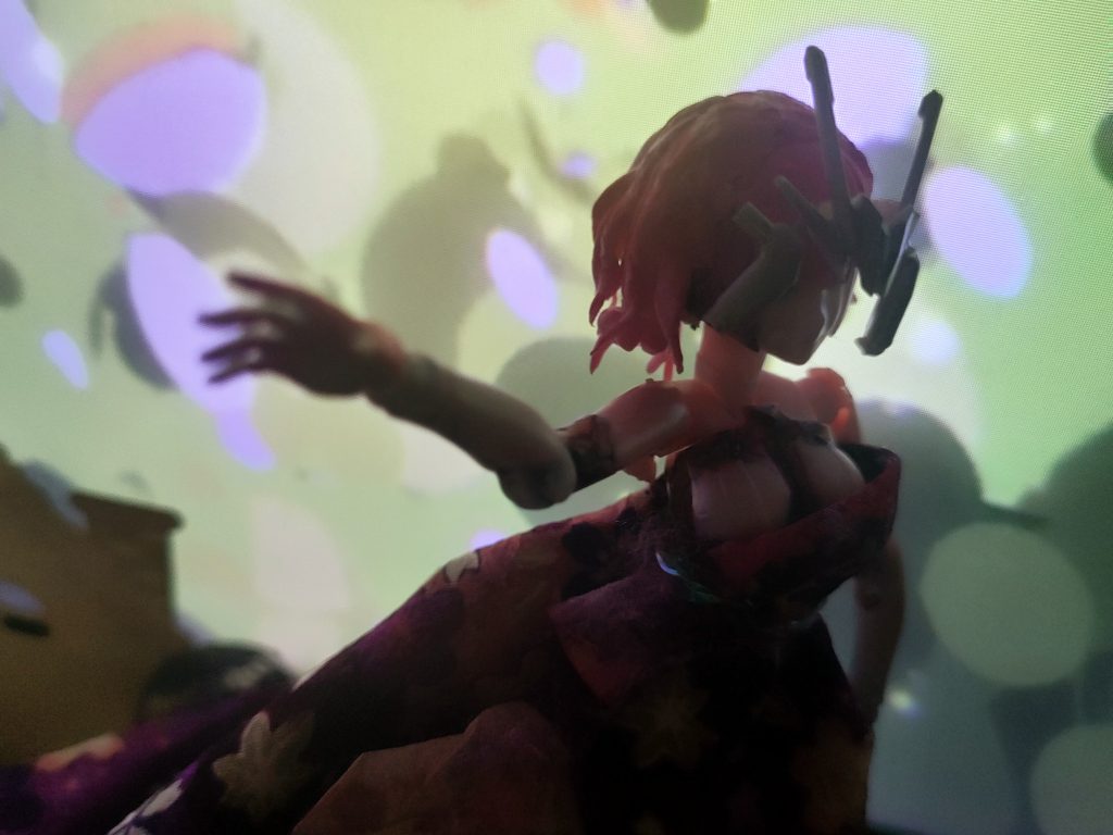 ハマーン様『 ララァ・スン、わたしのところに来ないか?』ララァ「?! 」ハマーン様『 この鎖に繋がれた地球にいては犬死にするだけだぞっ!』『 宇宙( そら)へ行けば理解( わかる)、この傲慢に満ちた世界の愚かさが、何なのか! 』