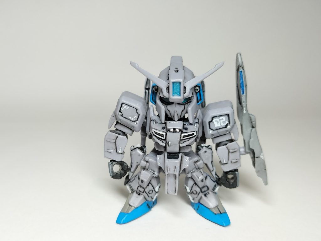 SDながら腕がヒョロ長い感じなど再現度高いです✨️肩のセンチネル風マーキングは手書きで(gundam-kao5)雰囲気くらいは出てますかね(gundam-kao10)