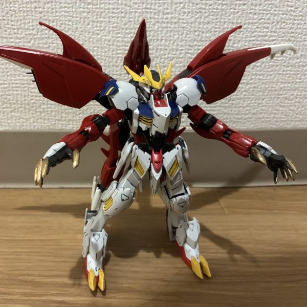 仮組みを丁度終えた所です。色は何色にしようか迷ってます…。（1枚目）
