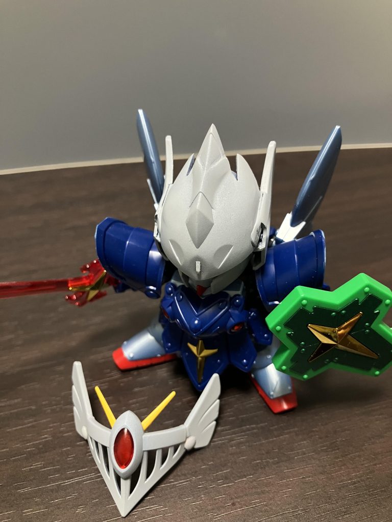 霞の鎧の兜は何度もやり直してます完成品はここから更に手を加えてます