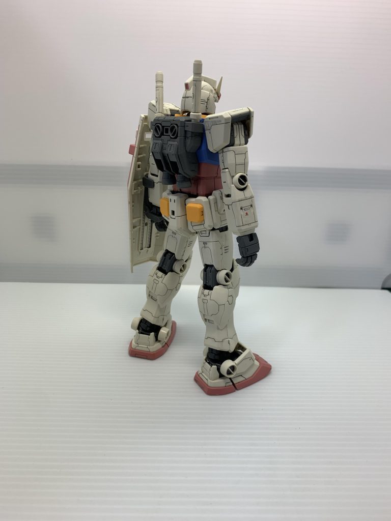 ガンダム–4枚目/制作者：ゆたおいちゃん