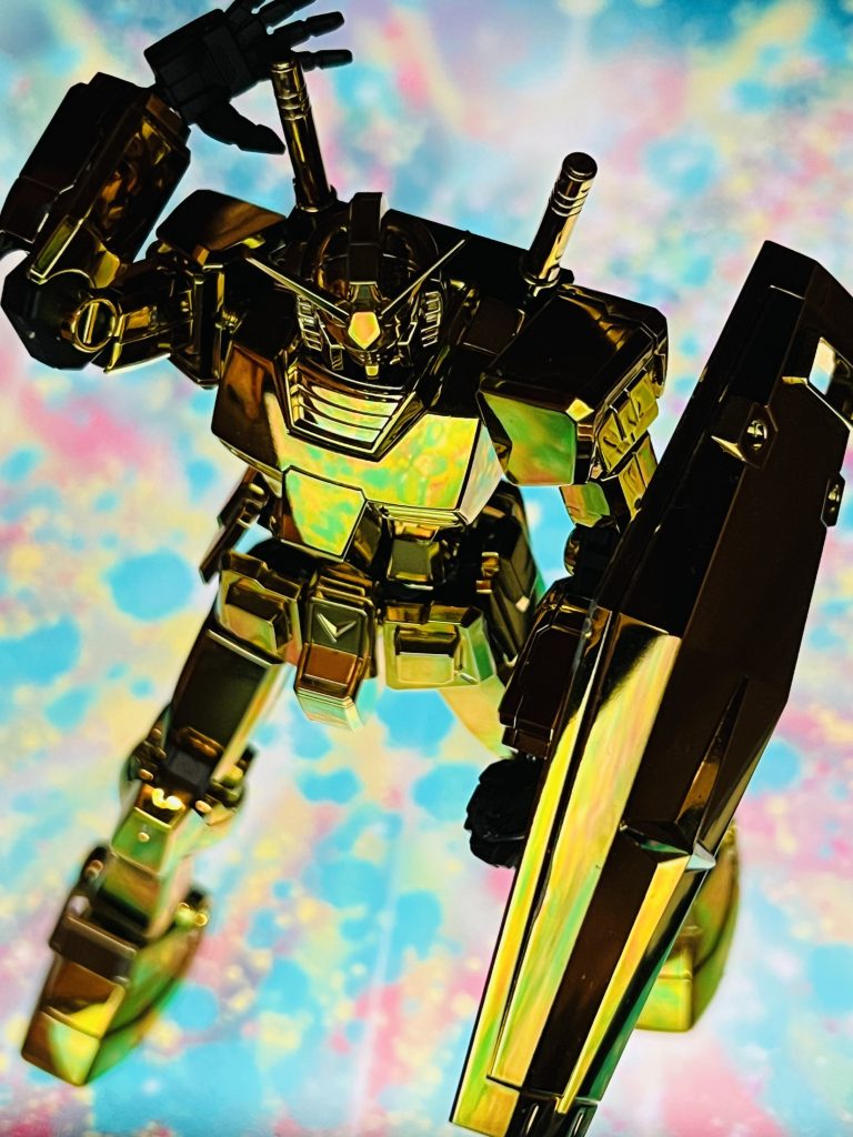 向こう側から来たような RX-78-2 ガンダム–3枚目/制作者:nuschnuschi