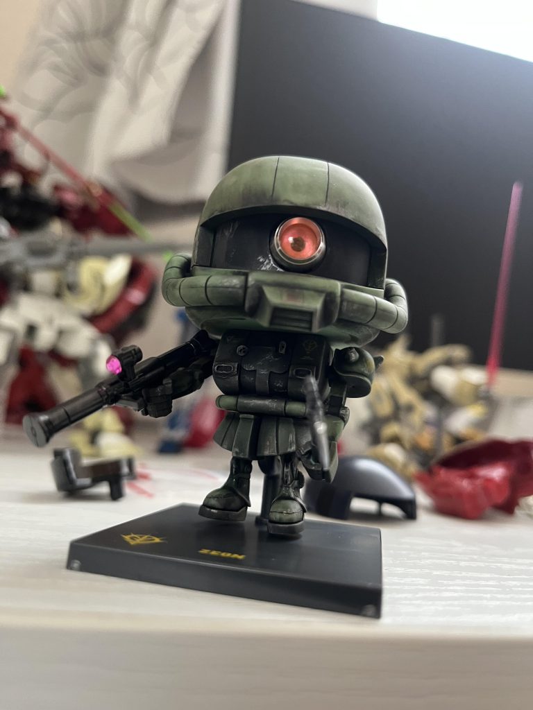 モノアイは変えない方が良かったかな？