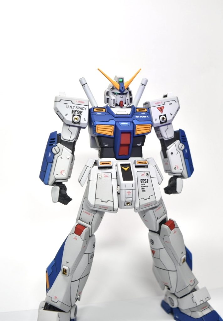 金属パーツも部分的に使用してます。