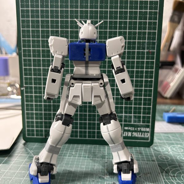 ボディ内にGフレームの骨組を仕込んで、若干ですがS字立ちが出来るようになりました。首と胸も前後にスイングするようにして、デンドロビウムとドッキングする際の上半身の反りも狙ってます、もちろんデンドロビウムは持ってませんし買う予定は無いです😭👍プロポーションもとりあえずこんな感じで良いかなって具合に落ち着きました。狙っていた部分が形になったので一安心です😆（5枚目）