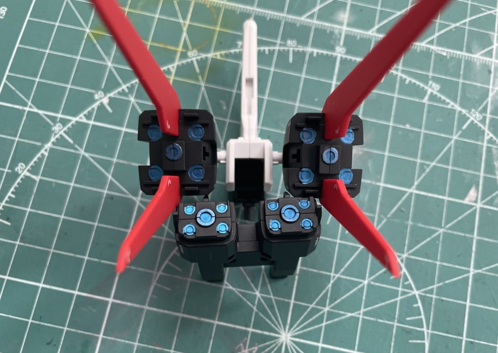 スラスター部分は、DSPIAE- 水性アクリルマーカー 金属色【メタリックブルー】で塗りました。ご覧いただきありがとうございます！