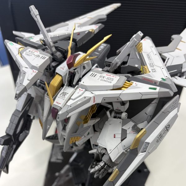 RX-105 XI GUNDAM HGキット HGクスィーガンダム全塗装 バンダイ HGUC-238 1/144 RX-105 Ξガンダム(クスィーガンダム