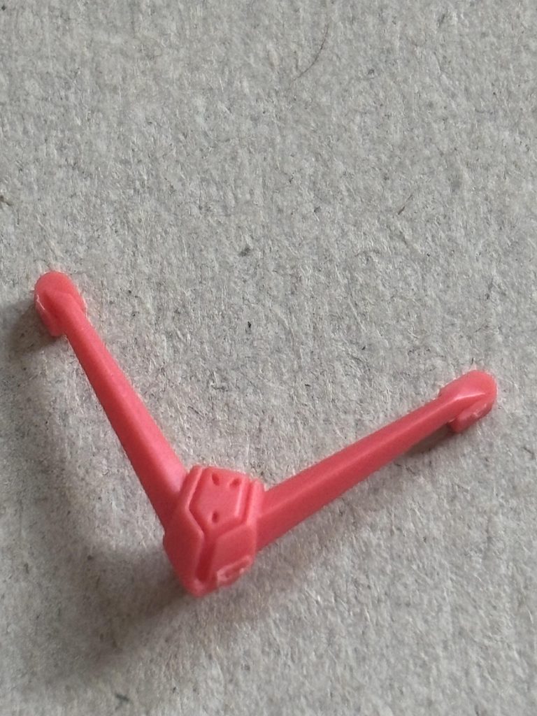 ブレードアンテナは先端をシャープ化してます