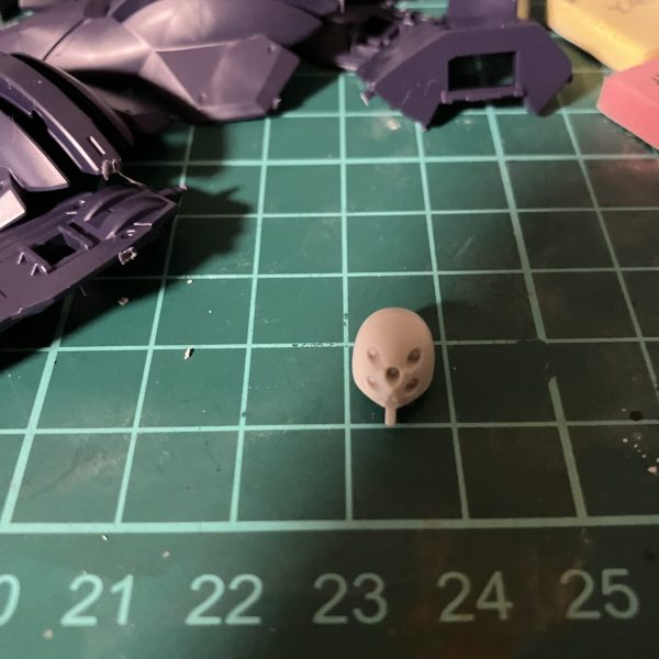 皆さまこんばんは！本日の作業は終了です、平日は1日2時間程しか作業出来ないので　まぁ進まないです💦今回はガンダム絶対倒すマンを作りたいと思っております・・・が予定が変わるかもしれないですが、少しずつでもアップしていきたいと思っておりますので、お時間がございましたら見てやってください。よろしくお願いいたします。