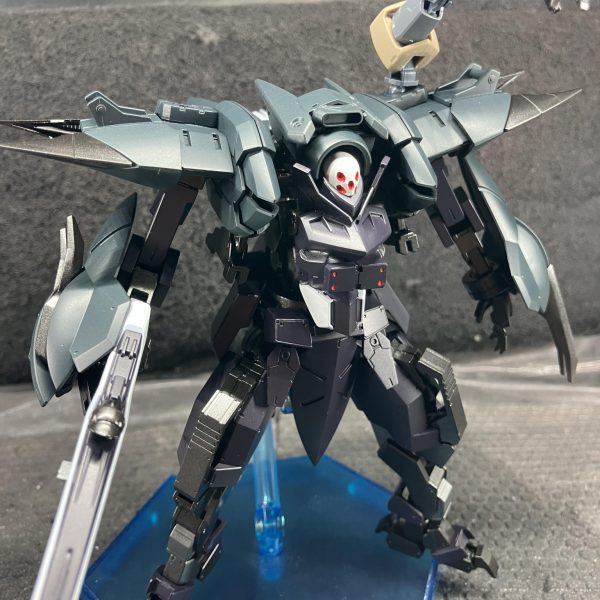 皆さまお疲れ様でございます！百里ミキシング　少しずつ進んでおりますサブアームの制作と各種バーニア　デカールは悩んでおります💦何か物足りない気がするので　いろいろ試してみますまた妥協してしまいそうで・・・　出来るだけやってみます　内心はやく次の機体ミキシングをやりたいですw次は完成した百里をアップしますので　お時間がございましたら見ていただきたいです！最後まで閲覧いただきありがとうございました。 （2枚目）