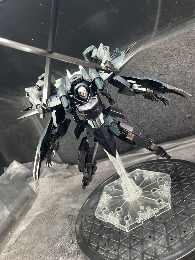 サブアームに百里の腕をそのまま使いましたなるべく無残に敵機を撃破するようにというコンセプトです