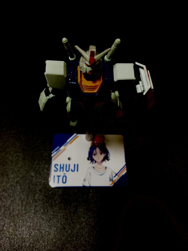 向こう側の GUNDAM