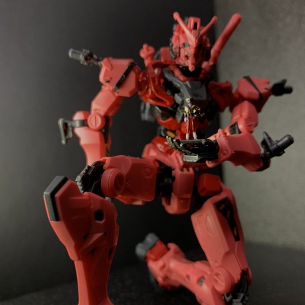 HG GQアームドアーマーガンダム（赤いガンダム）｜あかさはさん