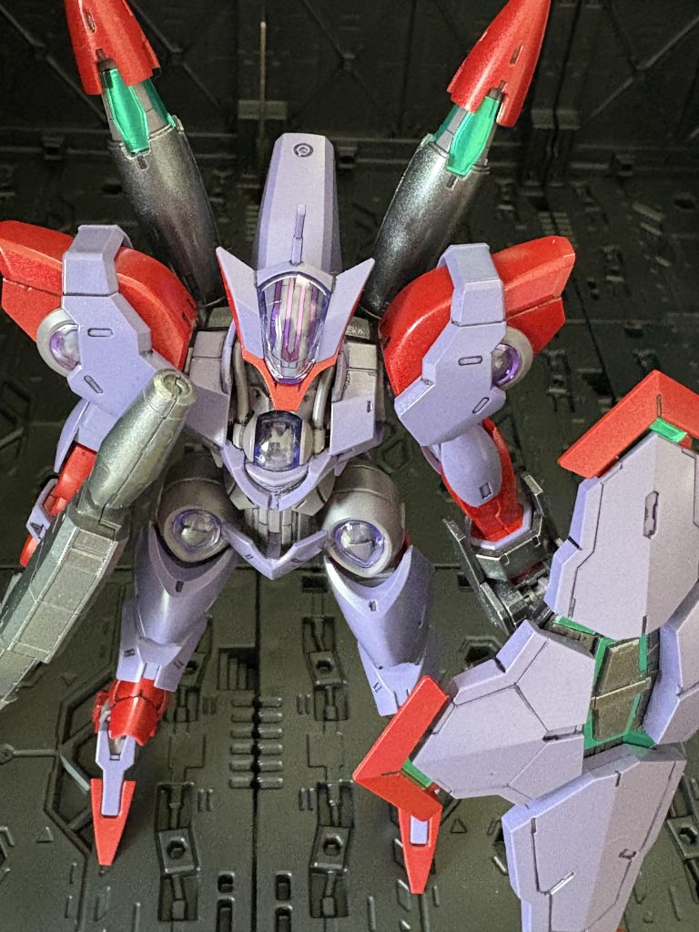 グラスレーのMSはコックピットが露出しているのが特徴ですね😅