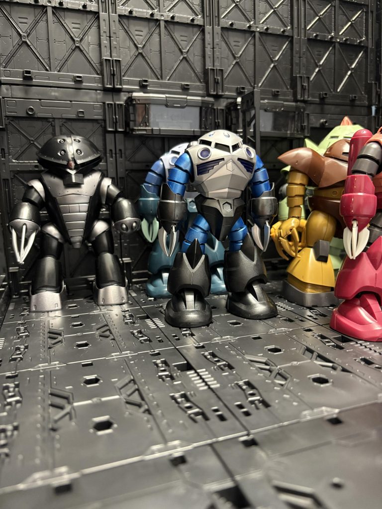 ジャブロー攻略に向けて、水陸両用の格納庫。以上、ご視聴、ありがとうございました😊