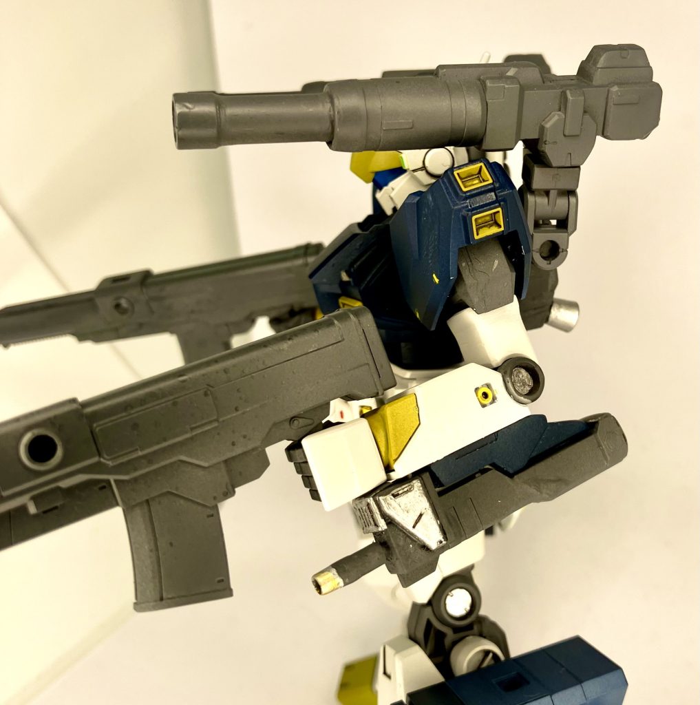 背部キャノン砲