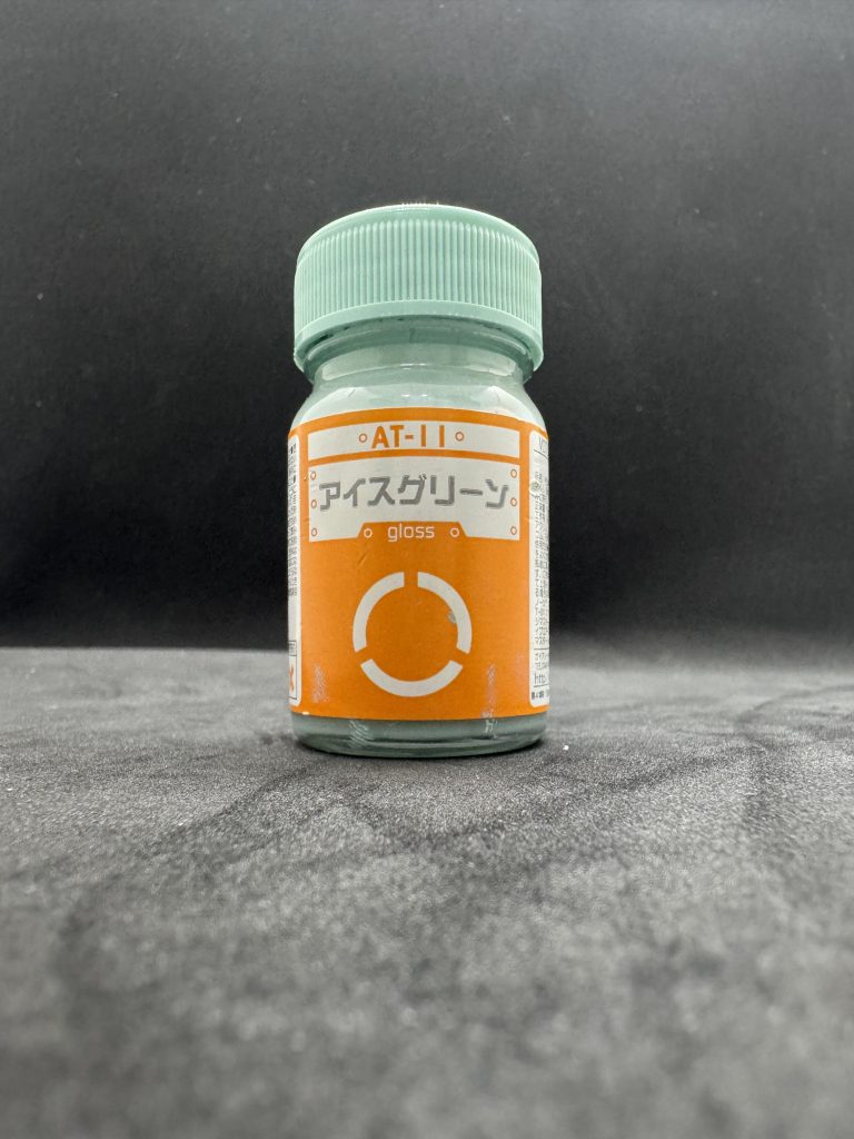 ガイアノーツのボトムスカラーのアイスグリーンが外装パーツにぴったりでおすすめです。