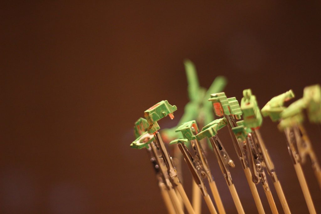 サイコフレームをちまちま塗っていくー