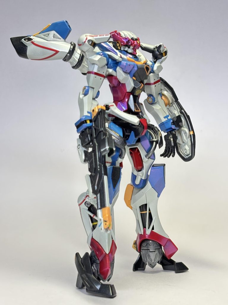 オメガサイコミュ非動作時が結構好きです。手の甲を塗り忘れていたのを今気づきました。