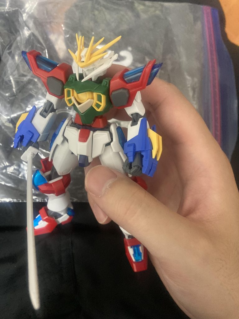 まずはミキシングの考案へ。初期イメージとしては、ガンダムビルドダイバーズでの主人公機側につけるような機体にしようと思い、ヒロイックな要素を入れていきました。