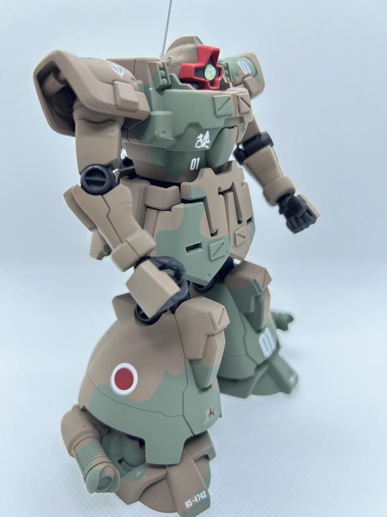 肩部のスモークディスチャージャーと足の日の丸はお気に入りです