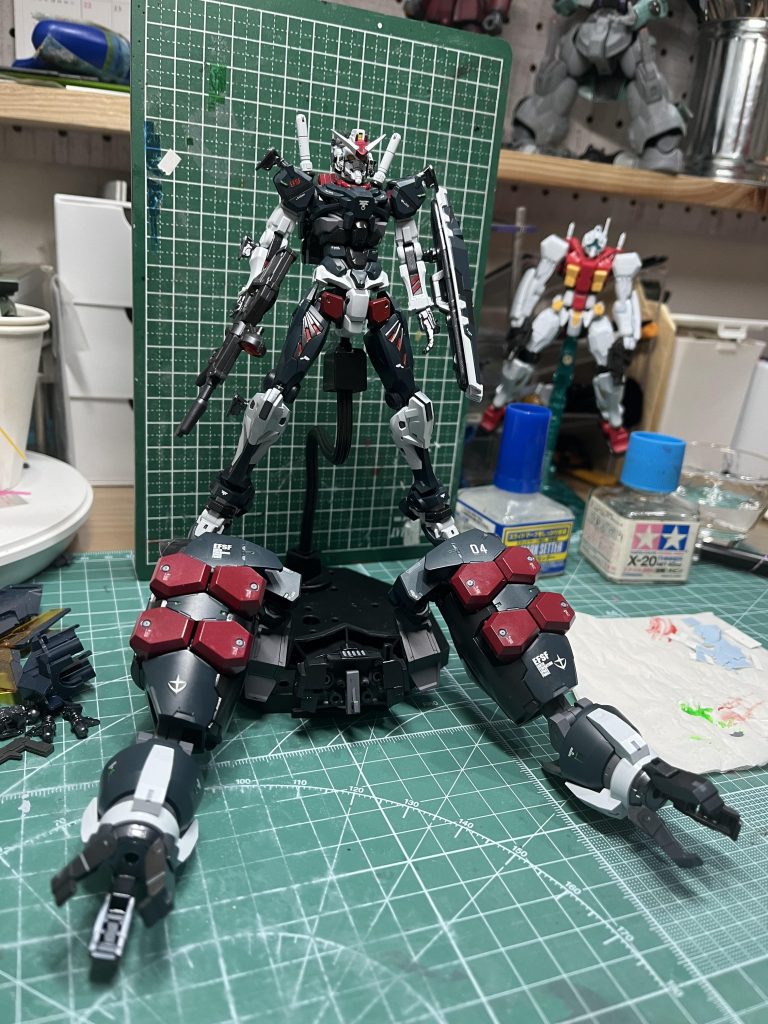 筆塗部分塗装・デカールを進めるといい感じになってきてテンション上がりましたね!最近インスタ・TikTokに動画上げてますー結構バズるーXより見ていただけるので最近はこっちも頑張ってます!