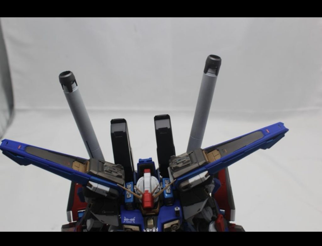 肩下をパテで盛ってスーパー怒り肩にしてみました。