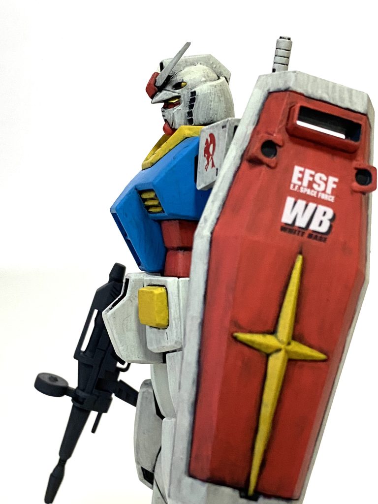 HGUC 021 ガンダム–3枚目/制作者：シオカラ