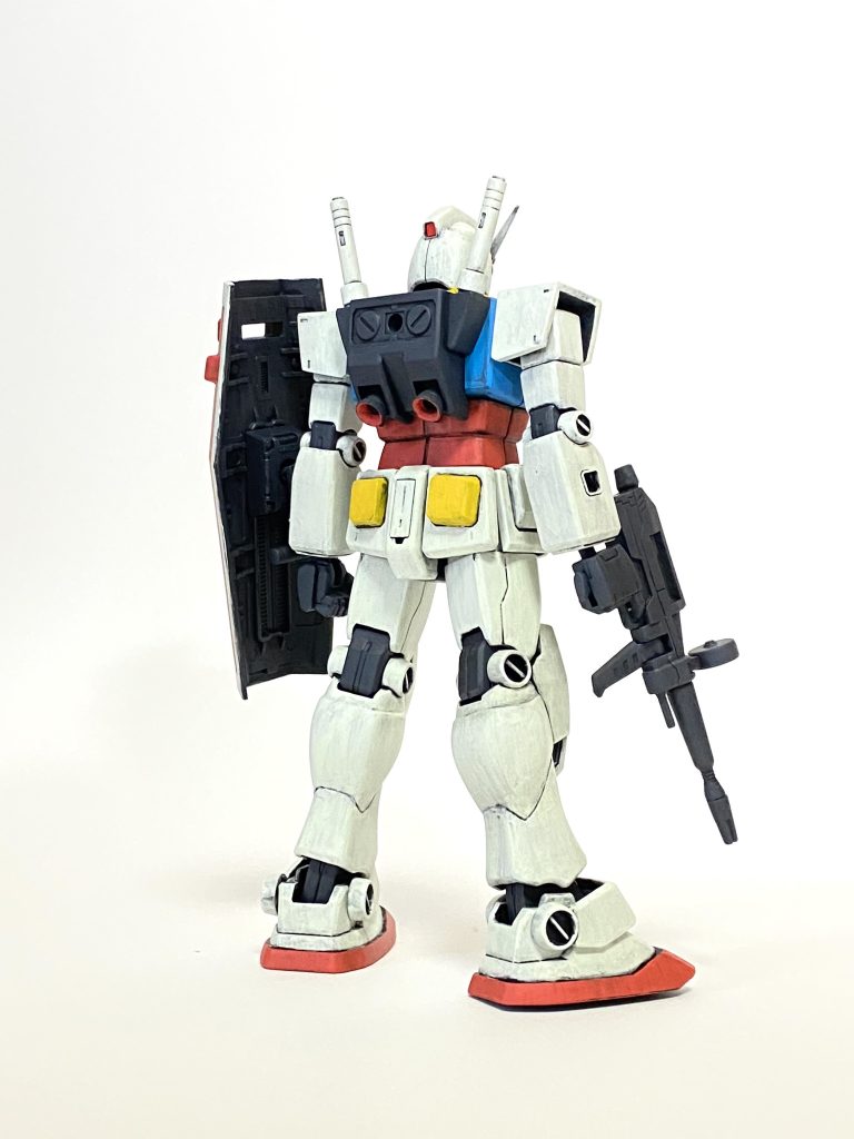 HGUC 021 ガンダム–4枚目/制作者：シオカラ