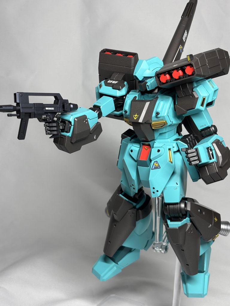 デカールは付属のものです。これくらいだとちょうど良いですね。