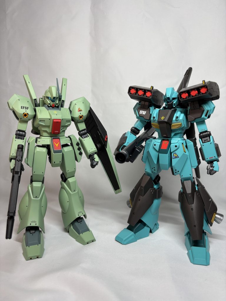 以前作ったノーマルジェガンと比較するとかなり色がかけ離れてますね。