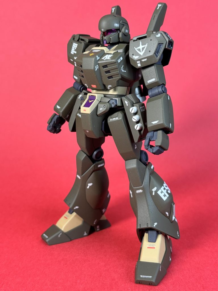 デカールは連邦系ロボデカール、ハイキューデカール。所属部隊とかがわからないので無難な貼り方。