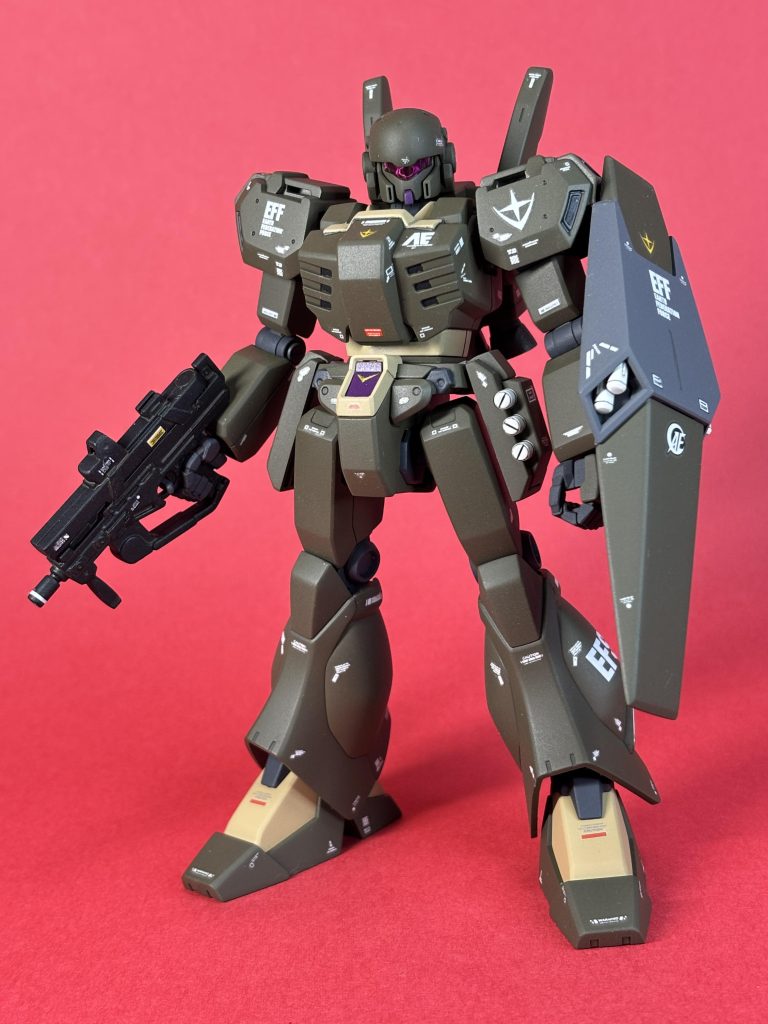 空挺レイバー99式ヘルダイバーのような頭部デザイン。イカす!あっ頭部真ん中のデカールずれてる!