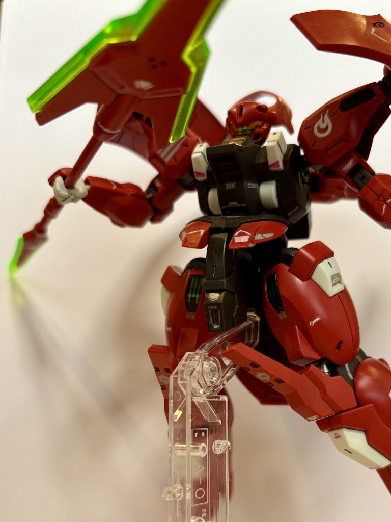 ジャンプしてる途中です。これからキックするところだそうです。