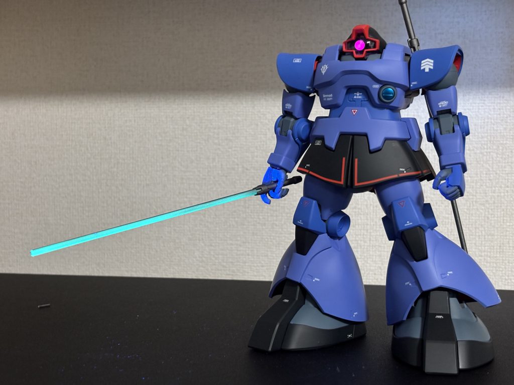 ヒートロッド刃部分に蛍光塗料を使ってるので光ります