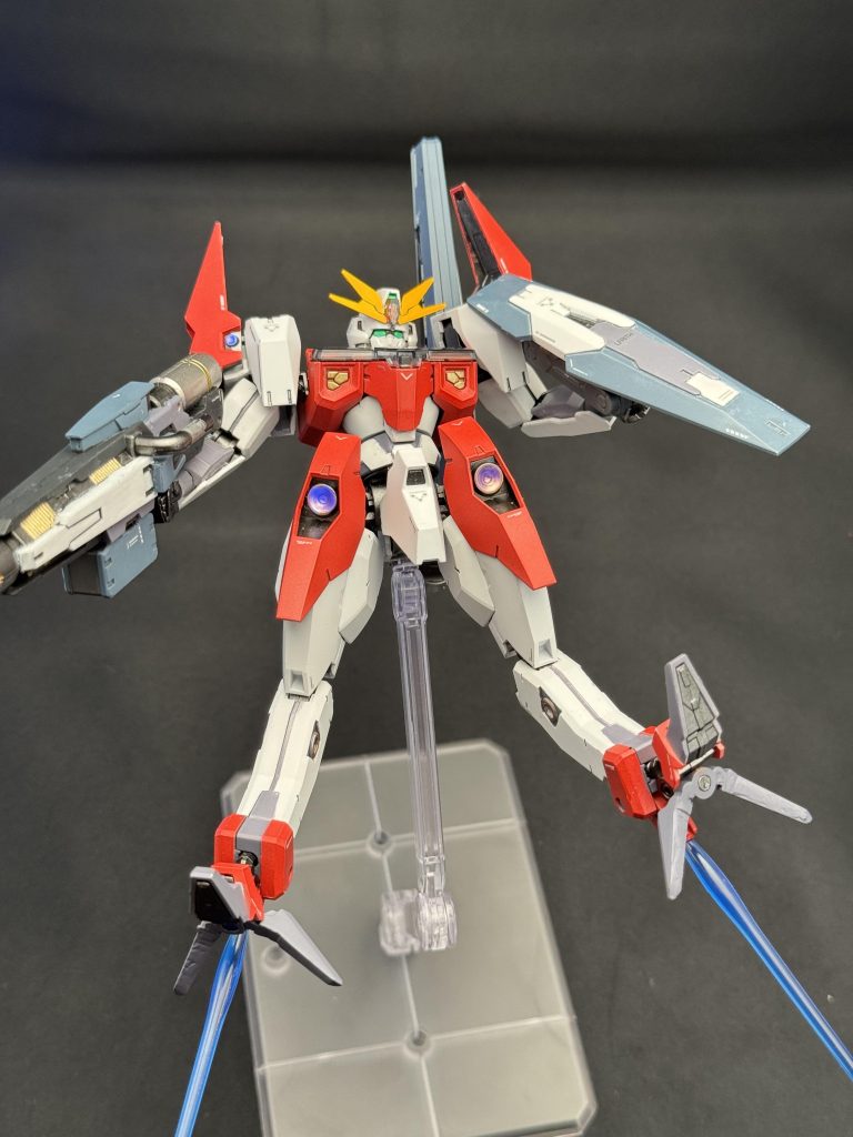 鳥脚ビームサーベル…シールドは手に持てるようにバトルアームアームズのジョイントとランナーを組み合わせて持ち手を作りました