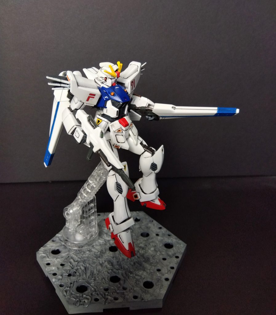 HGUCのF91、普通に塗装しただけでもかなり良いです。