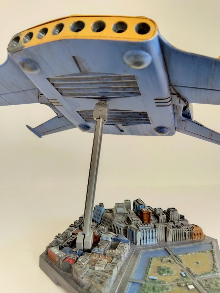 塗装はファレホの筆塗りの後に水性トップコートの光沢で被膜の保護をして、ウェザリングを。迷彩はMSVハンドブックに載っていたパターンを参考に。次回はこの上に載せるMSを作る予定です。